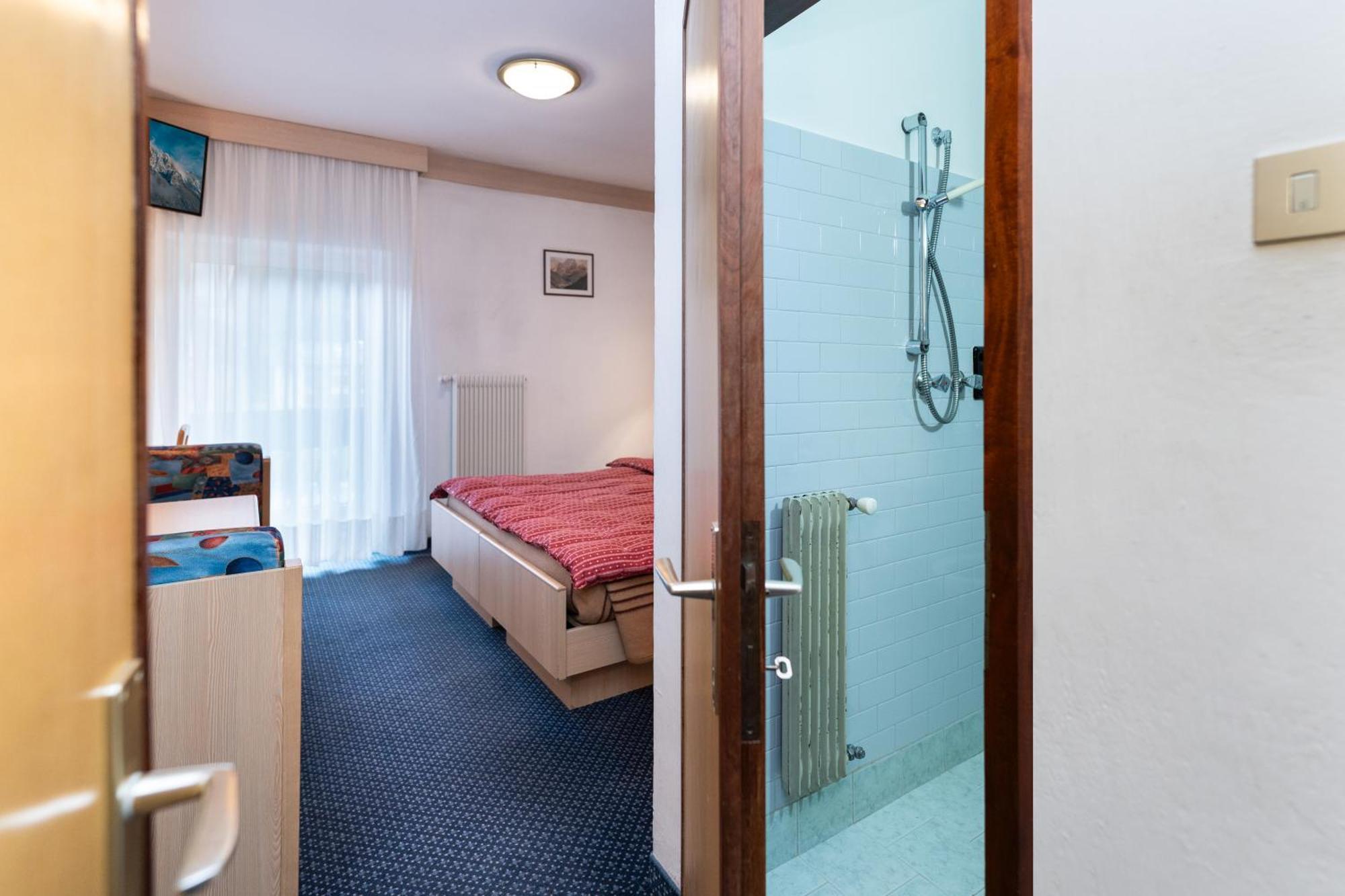 Hotel Mary 博萨迪法萨 外观 照片