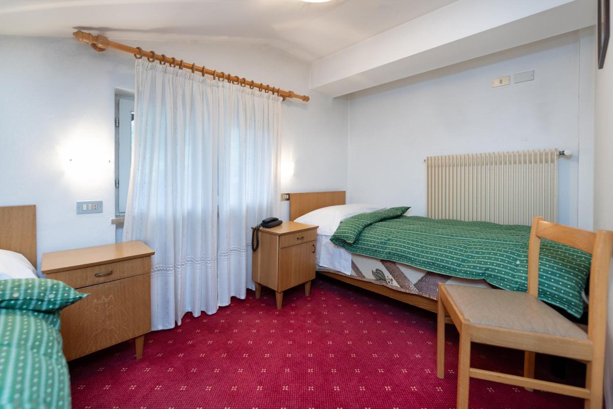 Hotel Mary 博萨迪法萨 外观 照片